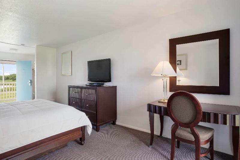 适合残疾人使用的标准间, Rodeway Inn At Somers Cove Marina