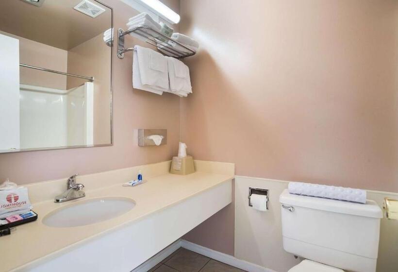 带大床的标准间, Rodeway Inn At Somers Cove Marina