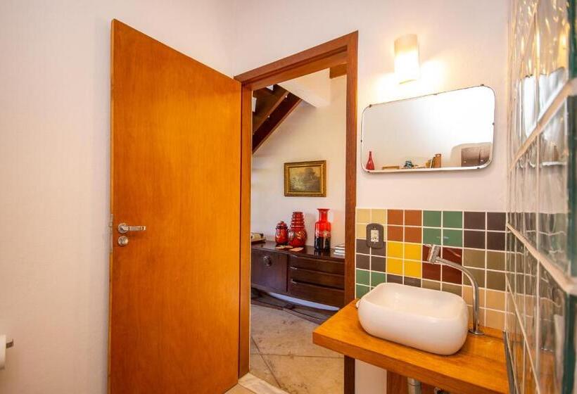 בקתת סופריור בת חדר 1, Bus Stop Paraty