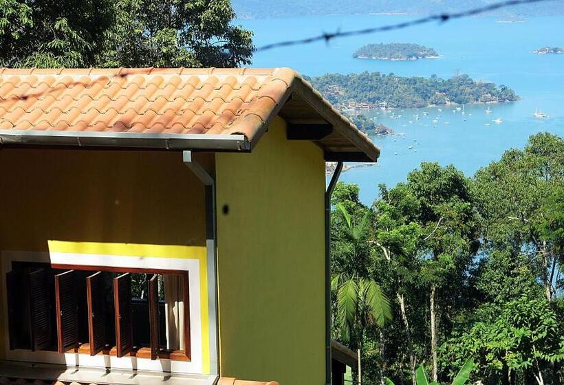침실 3개 주택, Bus Stop Paraty
