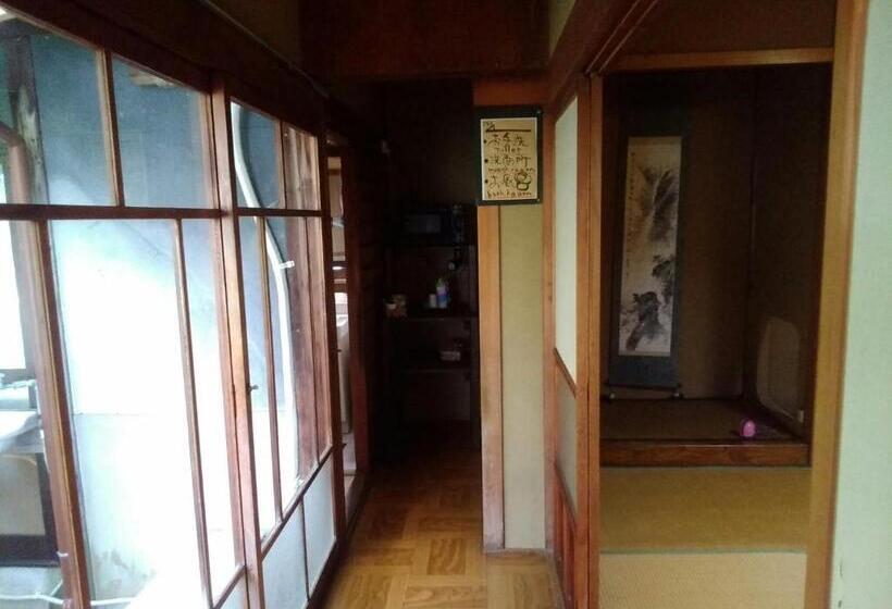 四人标准间, Ichie