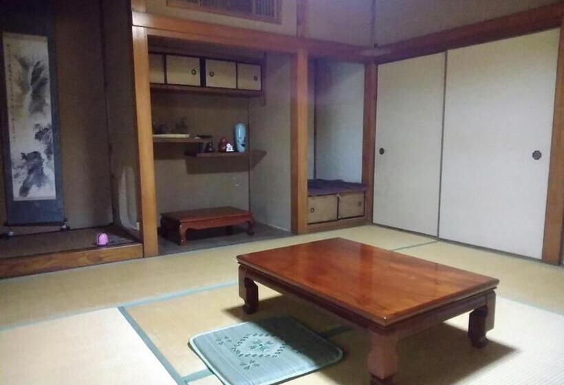 四人标准间, Ichie