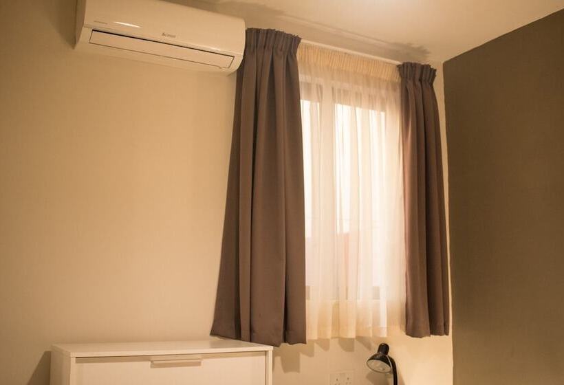 اتاق استاندارد با سرویس بهداشتی مشترک, Luxury Msida Circle Suites