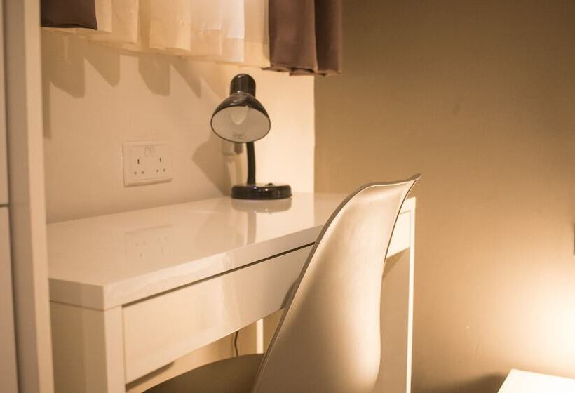 اتاق استاندارد با سرویس بهداشتی مشترک, Luxury Msida Circle Suites