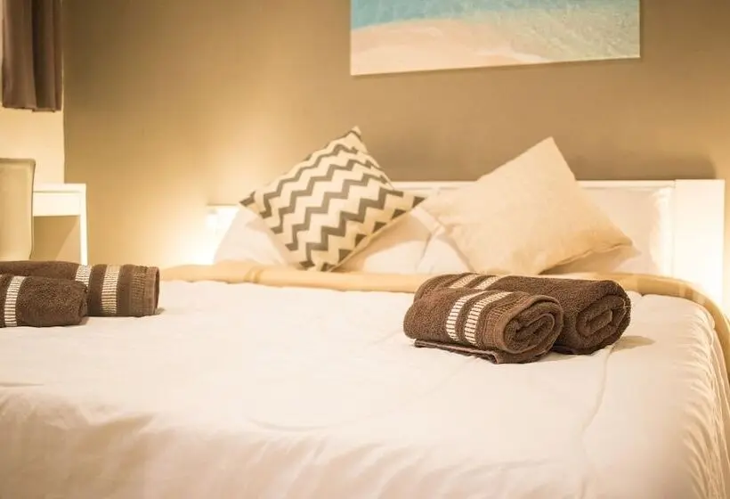 اتاق استاندارد با سرویس بهداشتی مشترک, Luxury Msida Circle Suites