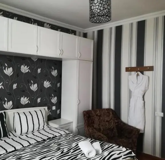 اتاق استاندارد با تخت بزرگ, Nikoloz Guesthouse