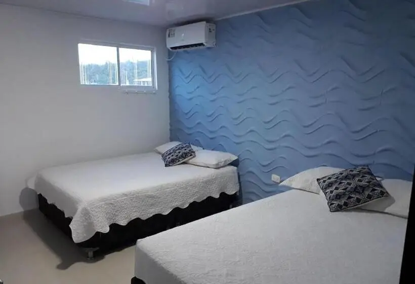 استودیوی استاندارد, Apartamentos Isla Tropical