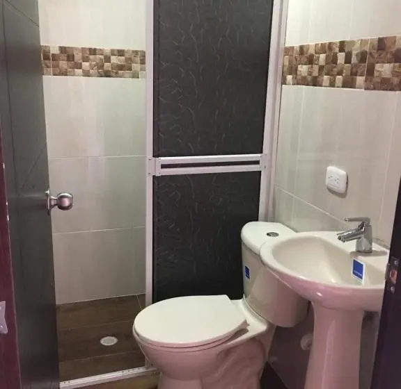 استودیوی استاندارد, Apartamentos Isla Tropical