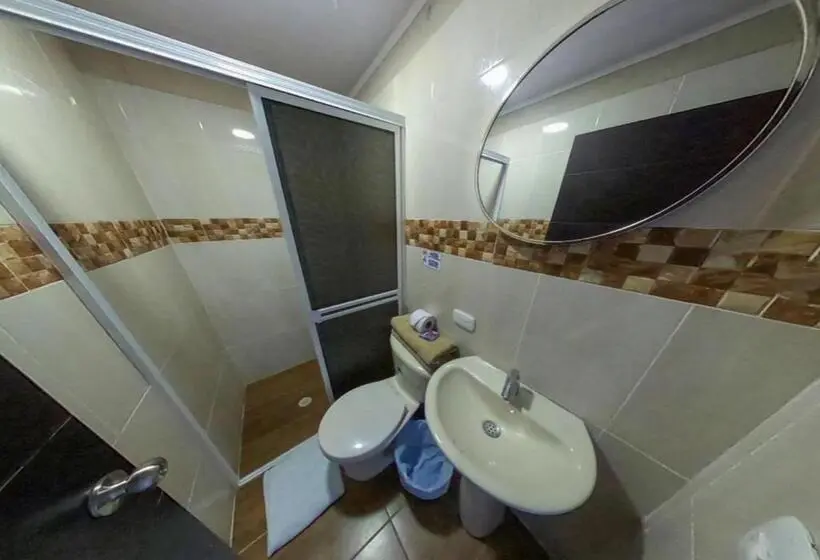 استودیوی استاندارد, Apartamentos Isla Tropical