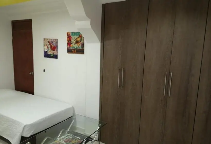اتاق خانوادگی, Apartamentos Isla Tropical