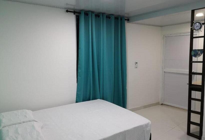 ファミリーステューディオ, Apartamentos Isla Tropical