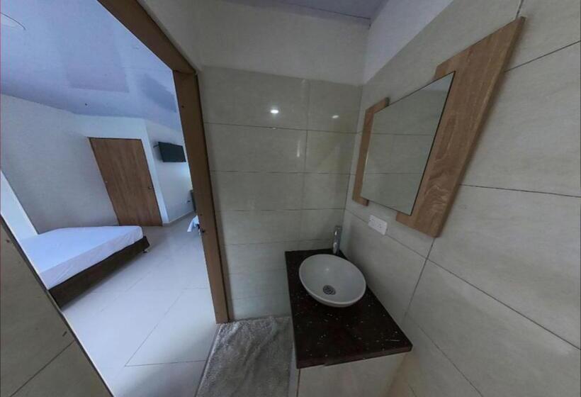 スタンダードトリプルルーム, Apartamentos Isla Tropical