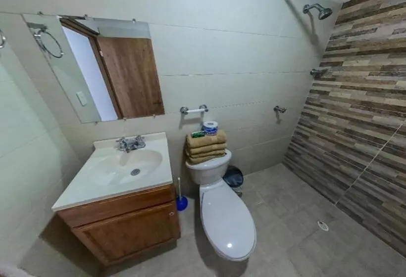 اتاق لوکس چهار تخته, Apartamentos Isla Tropical