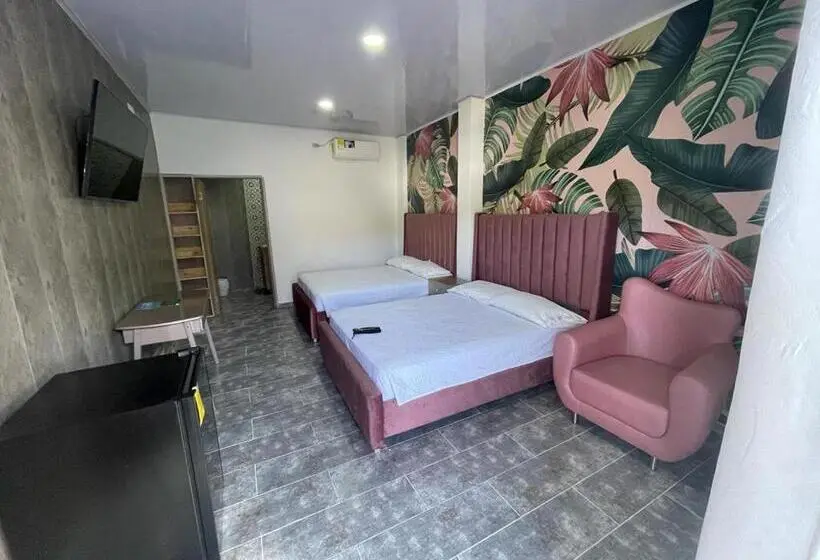 اتاق لوکس چهار تخته, Apartamentos Isla Tropical