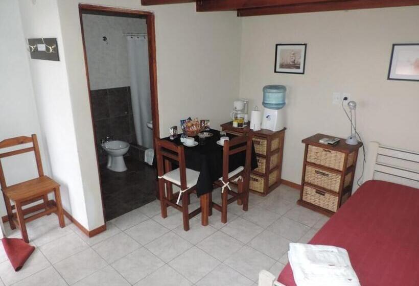 اتاق استاندارد با چشم‌انداز استخر, Casa Di Aqua Apart