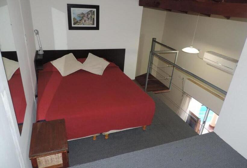 اتاق استاندارد با چشم‌انداز استخر, Casa Di Aqua Apart