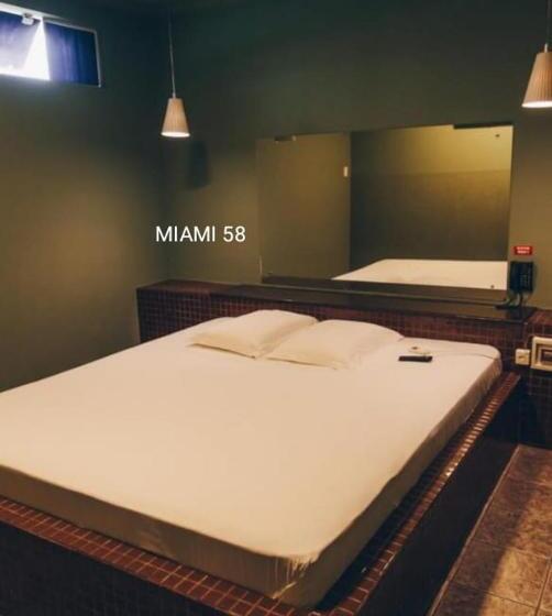 Апартаменты 1 Спальня, Champagne Motel