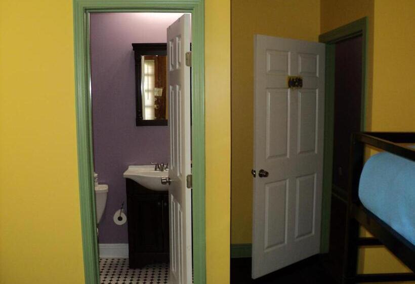 スタンダードルーム, India House Hostel