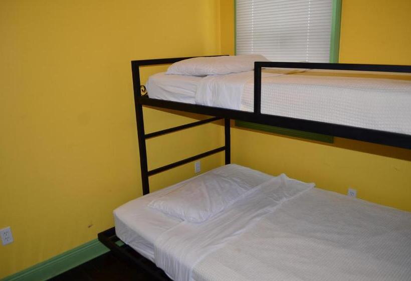 غرفة قياسية, India House Hostel