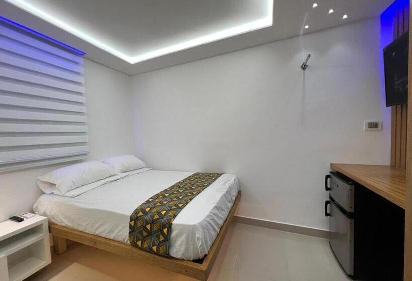 اتاق لوکس, Alegria Hostal