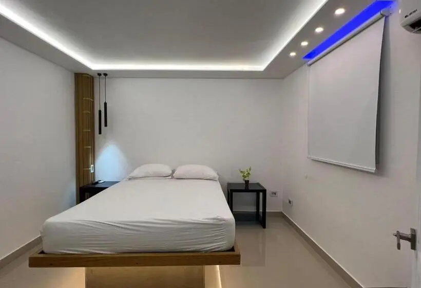 اتاق لوکس, Alegria Hostal