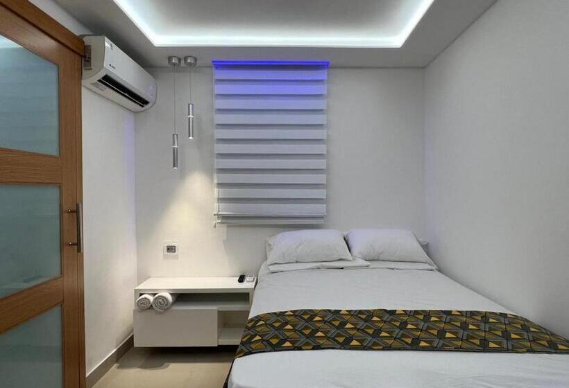 اتاق لوکس, Alegria Hostal