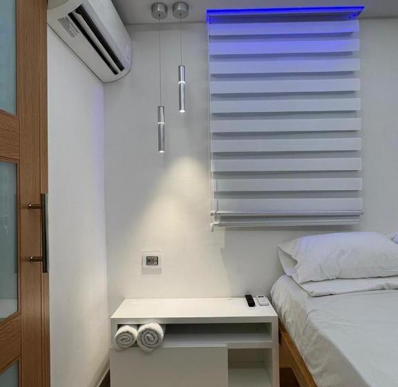 اتاق لوکس, Alegria Hostal