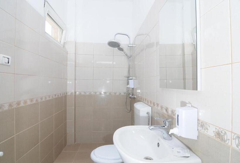 اتاق استاندارد یک نفره, Pensiunea Elisei