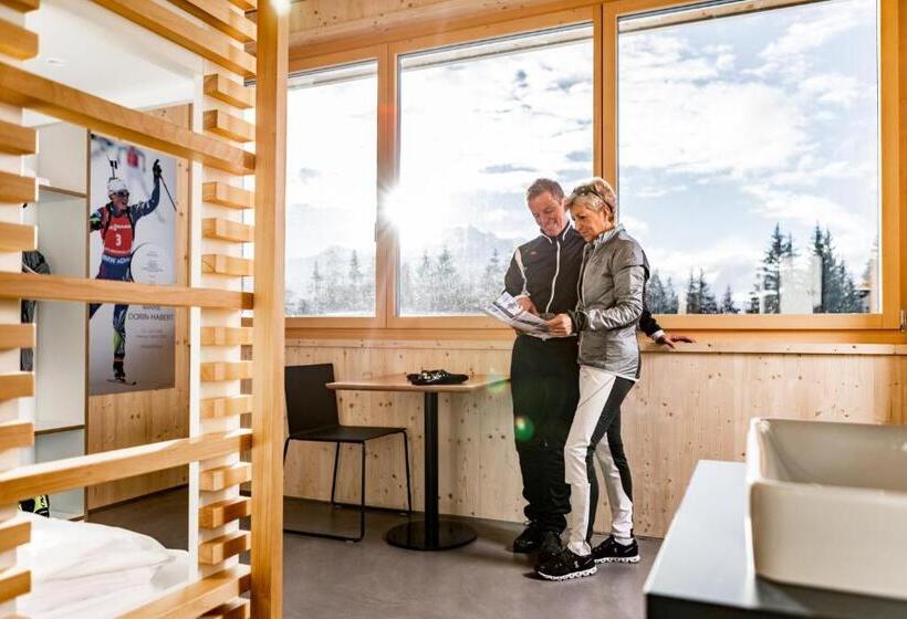 浴室共有スタンダード４人用ルーム, Nordic Hostel