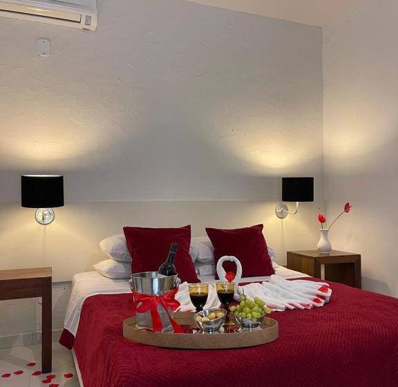 标准间带漩涡浴缸, Pousada 3 Bacias