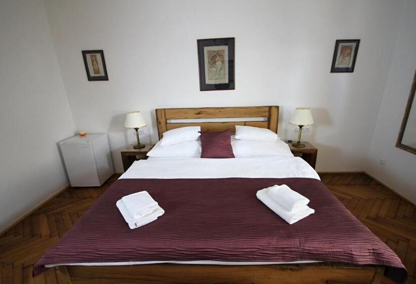 اتاق استاندارد, 1st Republic Villa   Adults Only