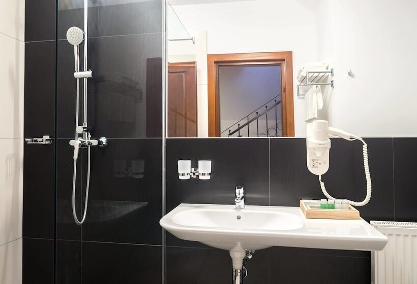 חדר סטנדרט, Antler