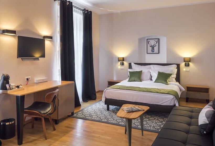 חדר סטנדרט, Antler