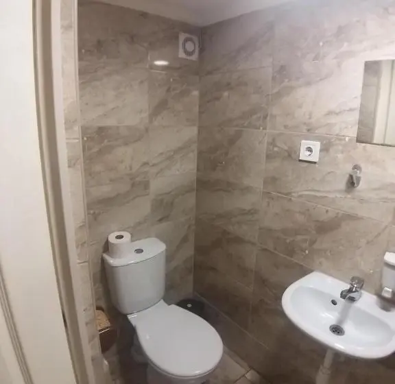 スタンダードトリプルルーム, Deniz Guesthouse