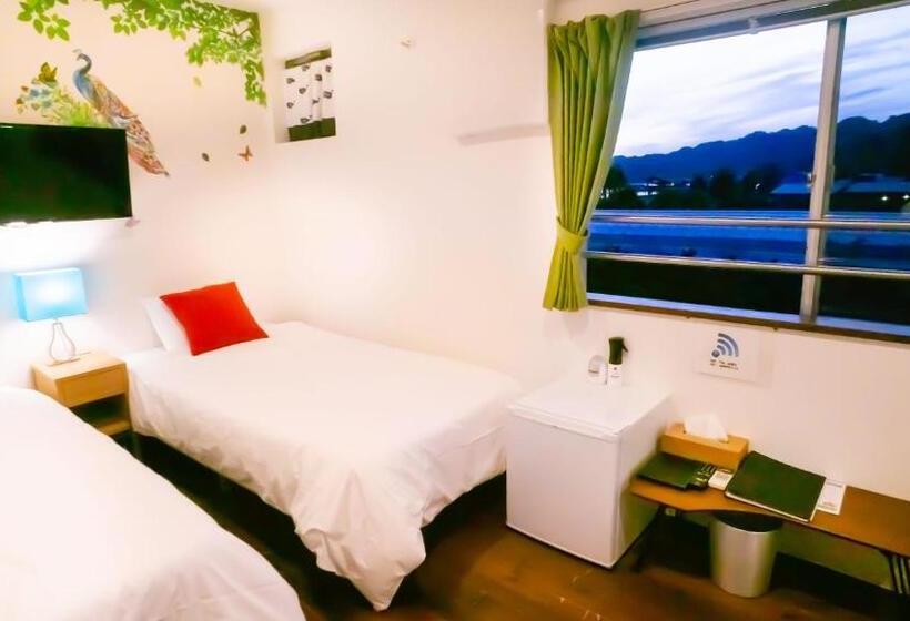 Четырехместный Номер Стандарт, なにもない幸せな島のリトリート宿 The Bonds