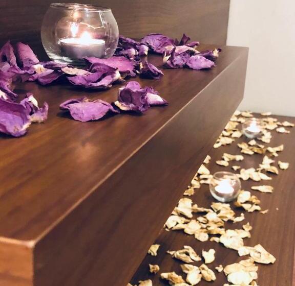 Suite, Qasr Rayana Apart