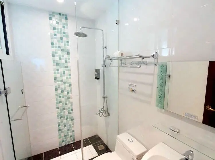 1 Bedroom Penthouse Apartment, Love Travel Guest House