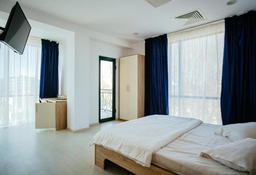 Deluxe Rum Havsutsikt med Balkong, Blumarine