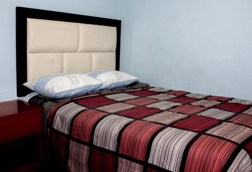 اتاق استاندارد, Hostal Aventura