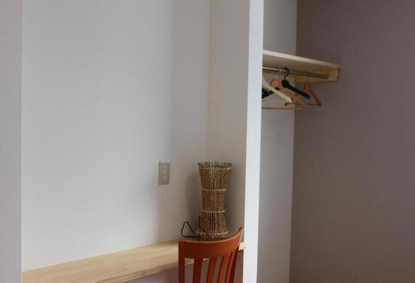 带共用浴室的标准房间, Niseko Guesthouse Nalu