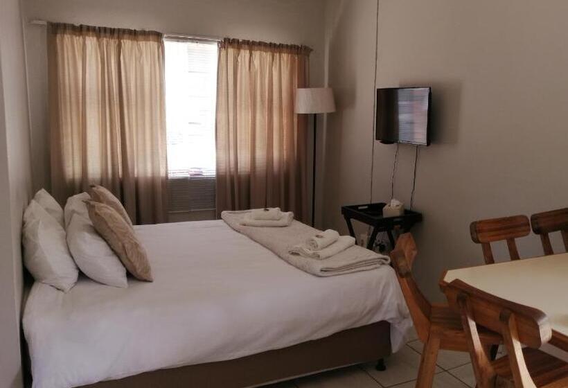 דירת חדר, Swartberg Guest House
