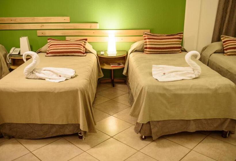 スーペリアの４人部屋, Avemar Apart