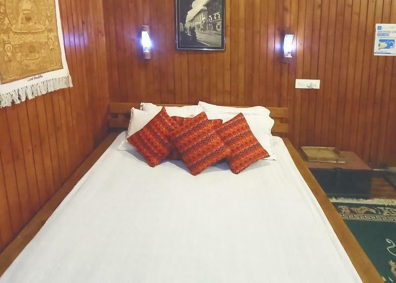 デラックスルーム, Suma Aavaas Farmstay