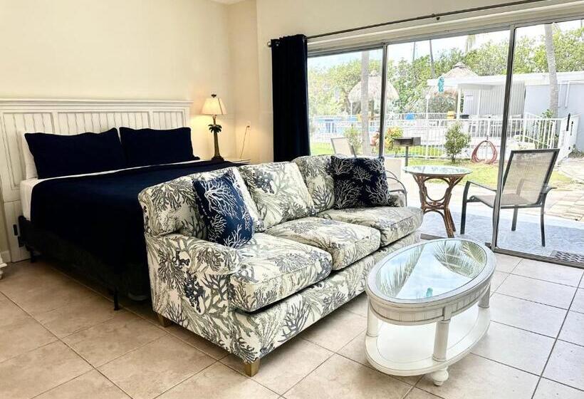 إستوديو قياسى سرير كينج, Matecumbe Resort