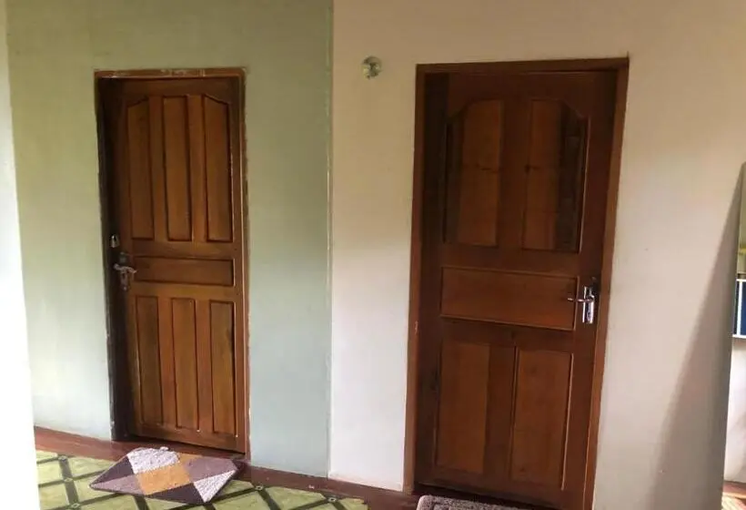 اتاق اکونومی, Retro Kampot Guesthouse