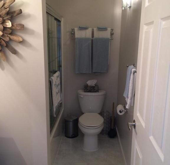 家庭套房, Heart Of Peachland