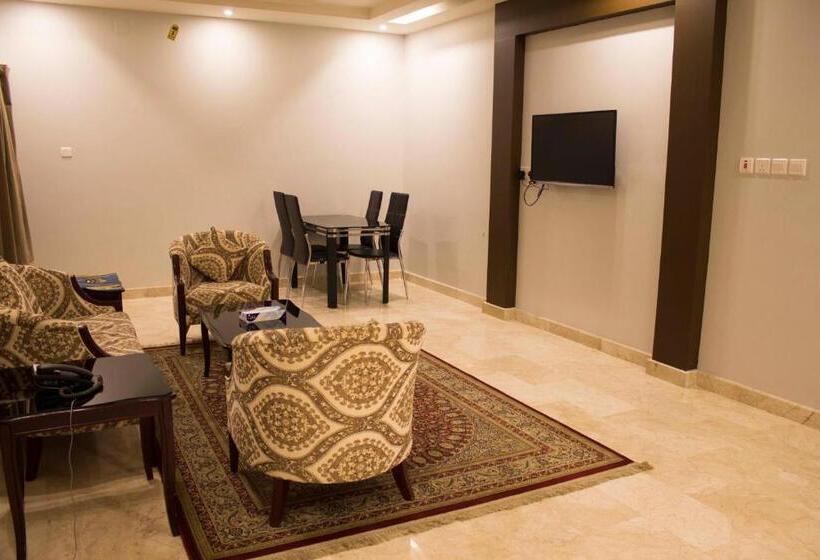 דירת שני חדרים, Dosh