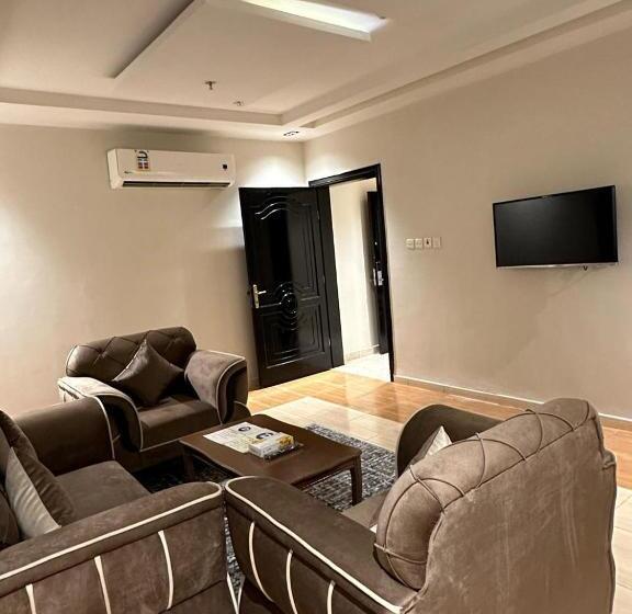 דירת חדר, Dosh