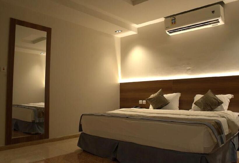 דירת חדר, Dosh