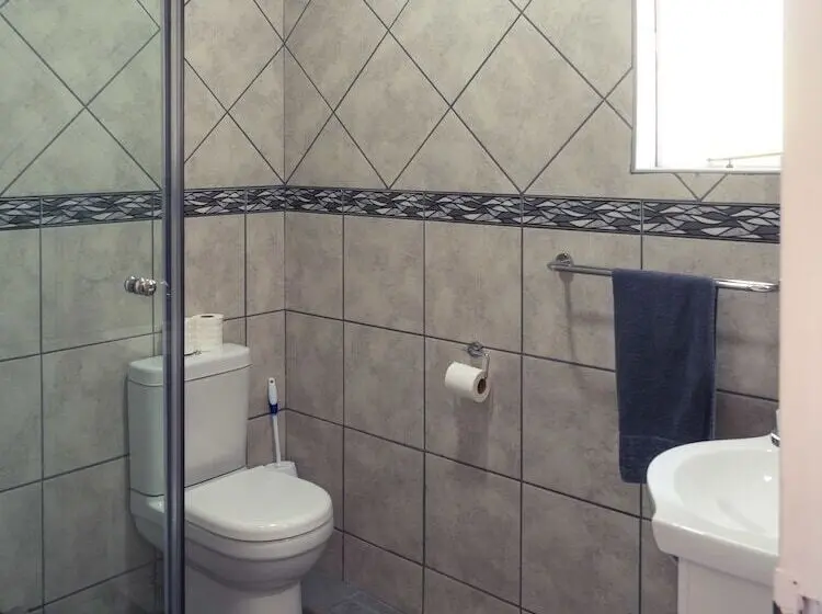 اتاق استاندارد, Hartbeespoort Holiday Resort